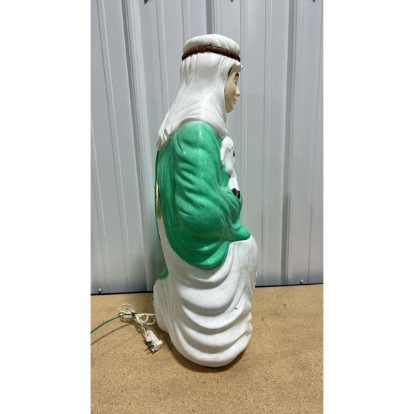 Blow Mold Vintage 1999 Grand Venture Shepard Holing Lamb - Picture 2 of 5